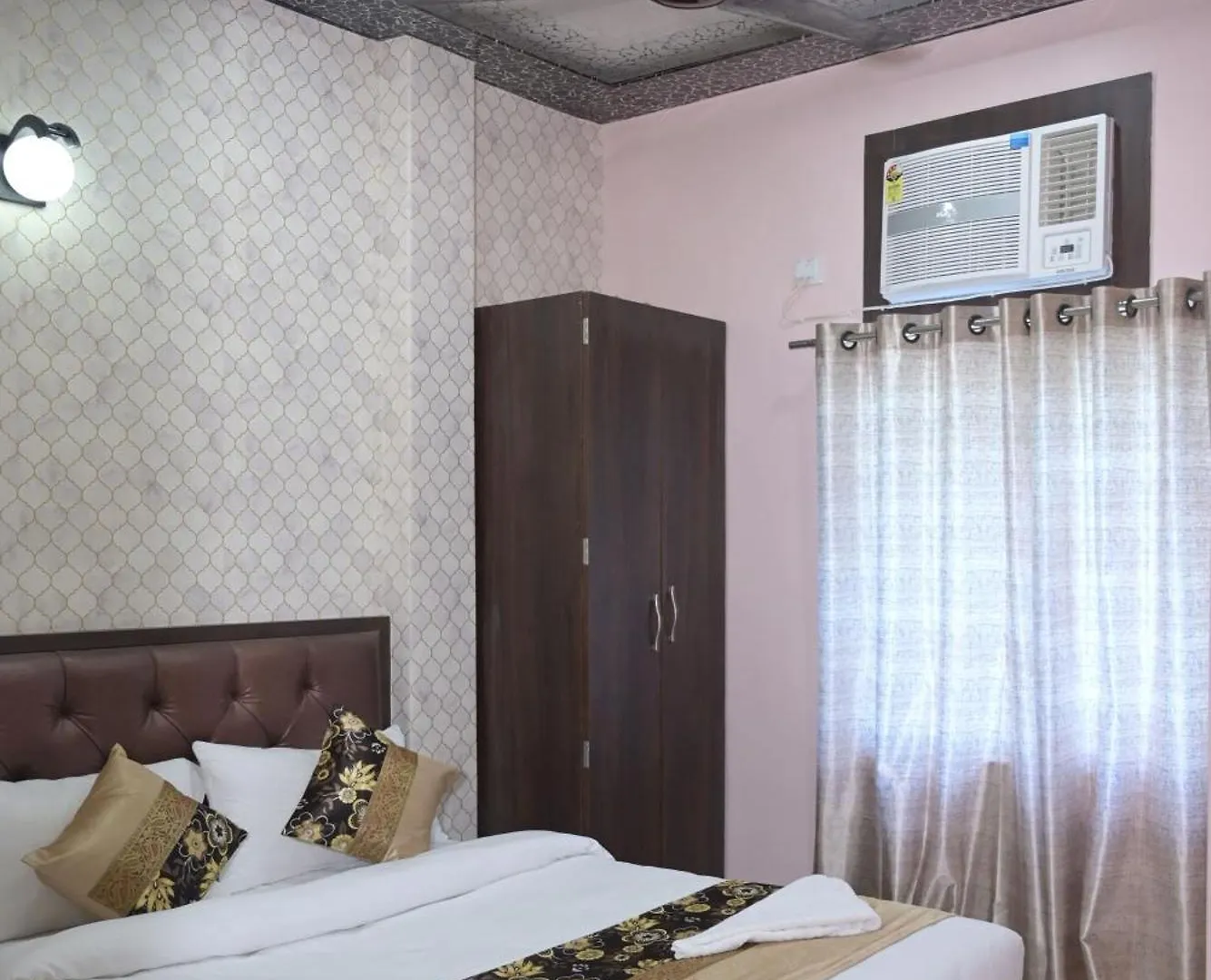 Kumar P.Guest House 瓦拉纳西 0*,  印度
